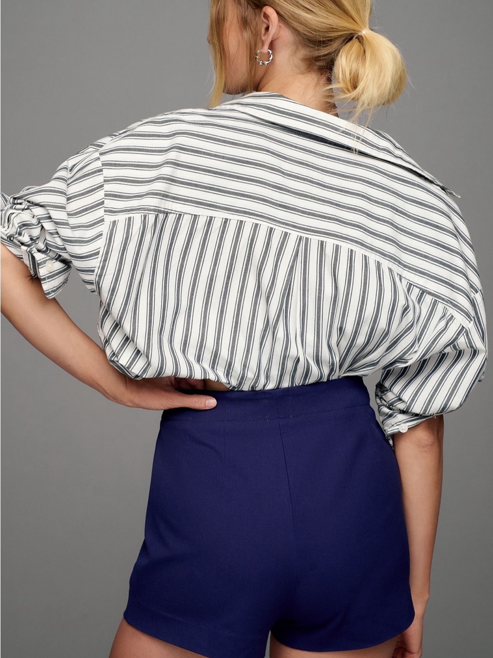 💙 Anthropologie- Maeve Zippered Micro Shorts - Picture 2 of 7